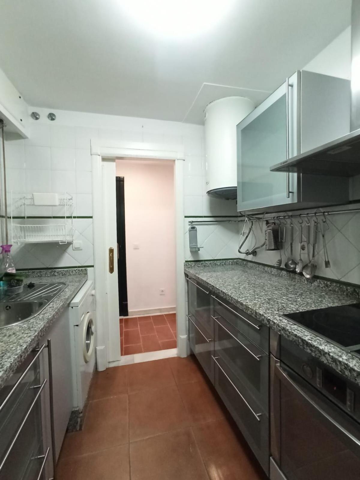 Premium 3 Alcaudon Apartment